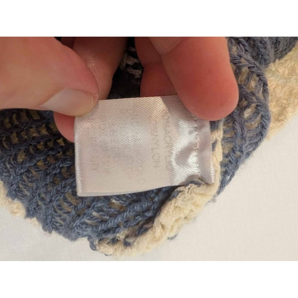 Newbury Kustom Star Sweater XS Cream Blue Knit Hole see pics - Picture 5 of 7